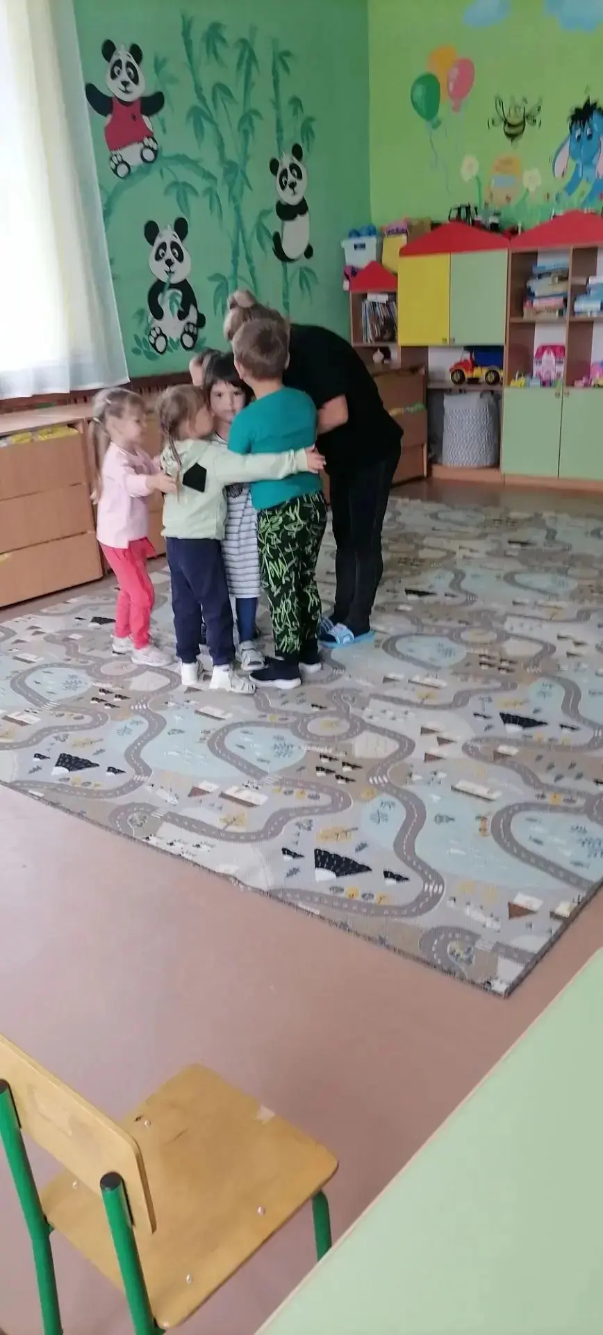Сегодня ребята дошкольной смешанной группы собрались в уютный, тесный кружок, чтобы поз...