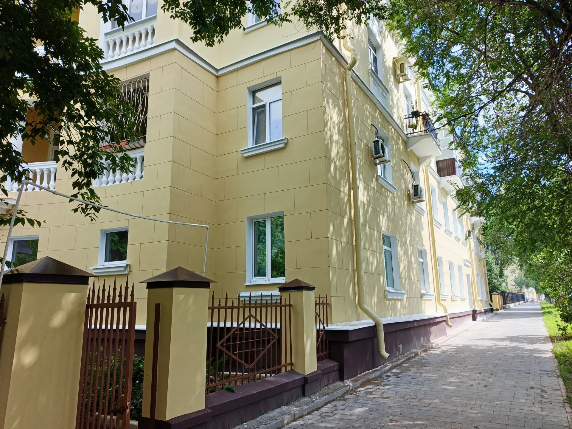 😍Уже видели эту красоту на ул. Кирова в Оренбурге?