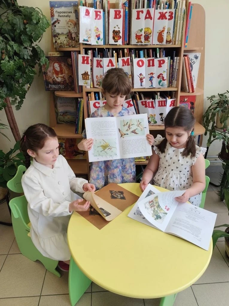 🐸 В дошкольном отделении «Королевство дошкольного детства» в группе «Фантазёры» прошёл тематический 