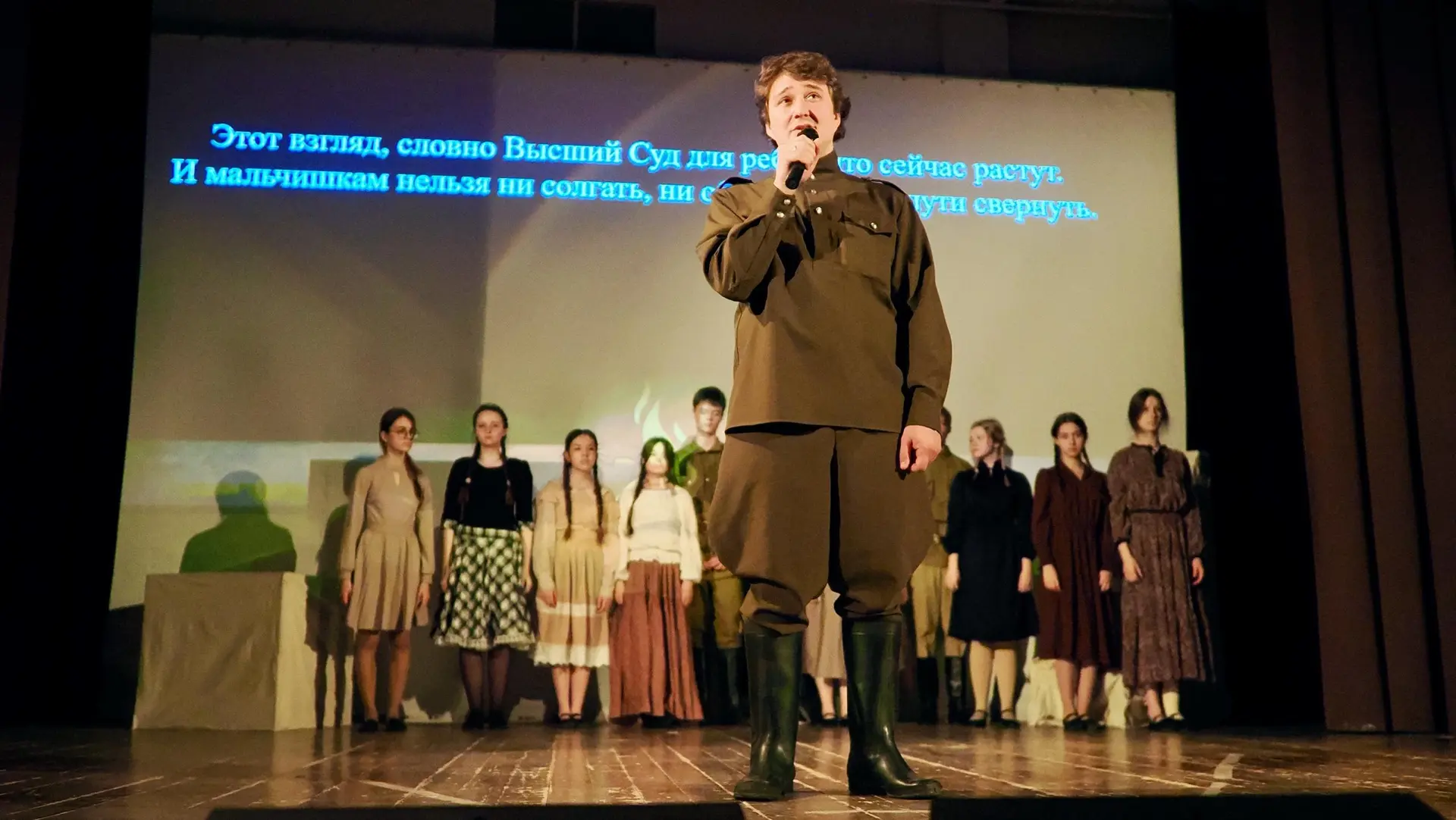ПЕСНИ ВОЕННЫХ ЛЕТ (Часть 4) 🎶 Не просто спели, а вместе с залом прожили каждую песню, ставшую частью