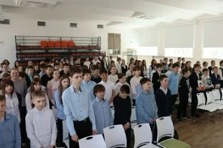 Неделя памяти! В актовом зале состоялось проникновенное литературно-музыкальное мероприятие. Со сцен