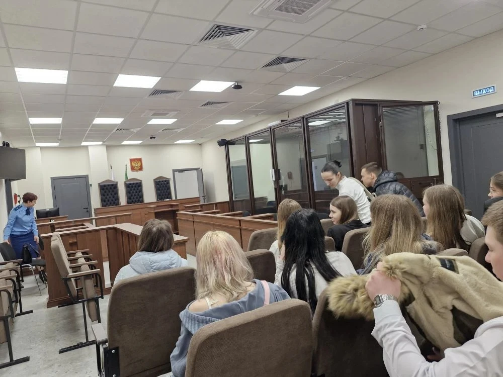 Реальный опыт в реальном деле: как ученики нашей школы побывали на заседании городского суда по угон