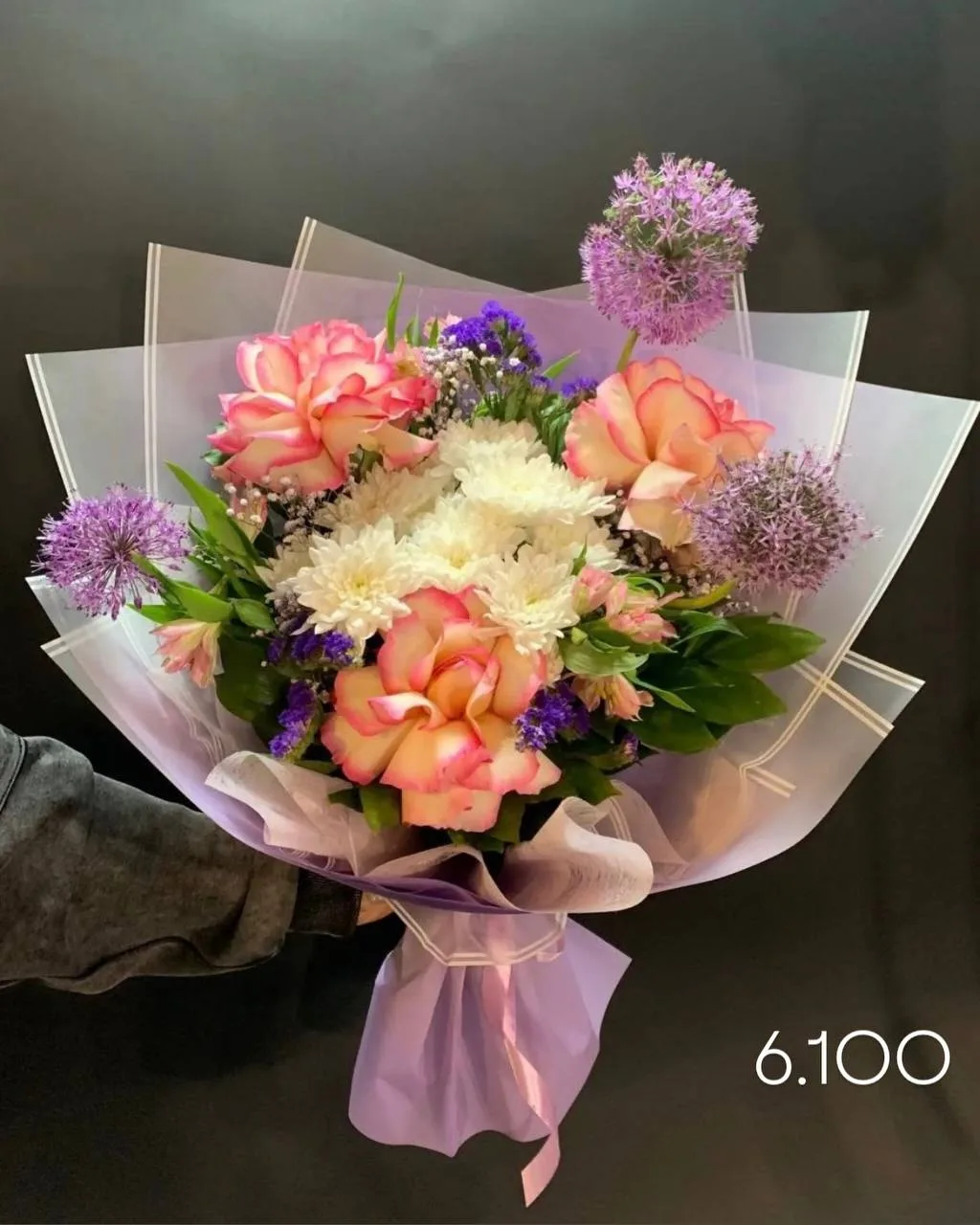 СТОП!✖️
А вы давно радовали себя просто так? 🌺😉

Иногда счастье — это букет!
Без повода. Без объяс