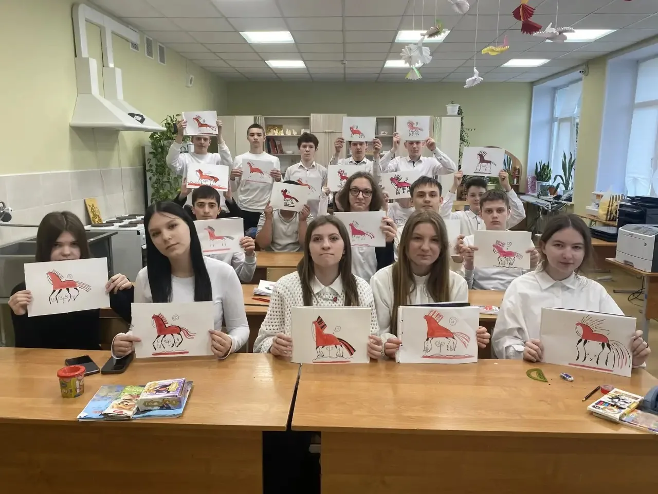 ✨ Фестиваль «Многоцветие России» в нашей школе! ✨