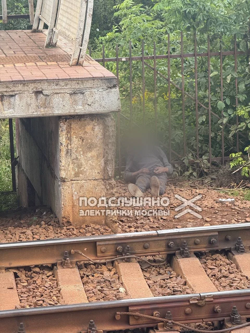 ⚠️ На остановочном пункте Воронок обнаружен труп мужчины.