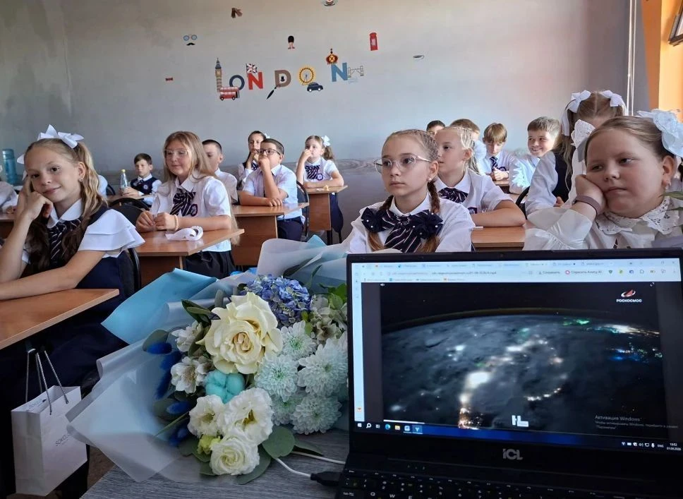 🔔💐Сегодня 1 сентября — день, когда школы наполняются смехом, букетами и предвкушением...