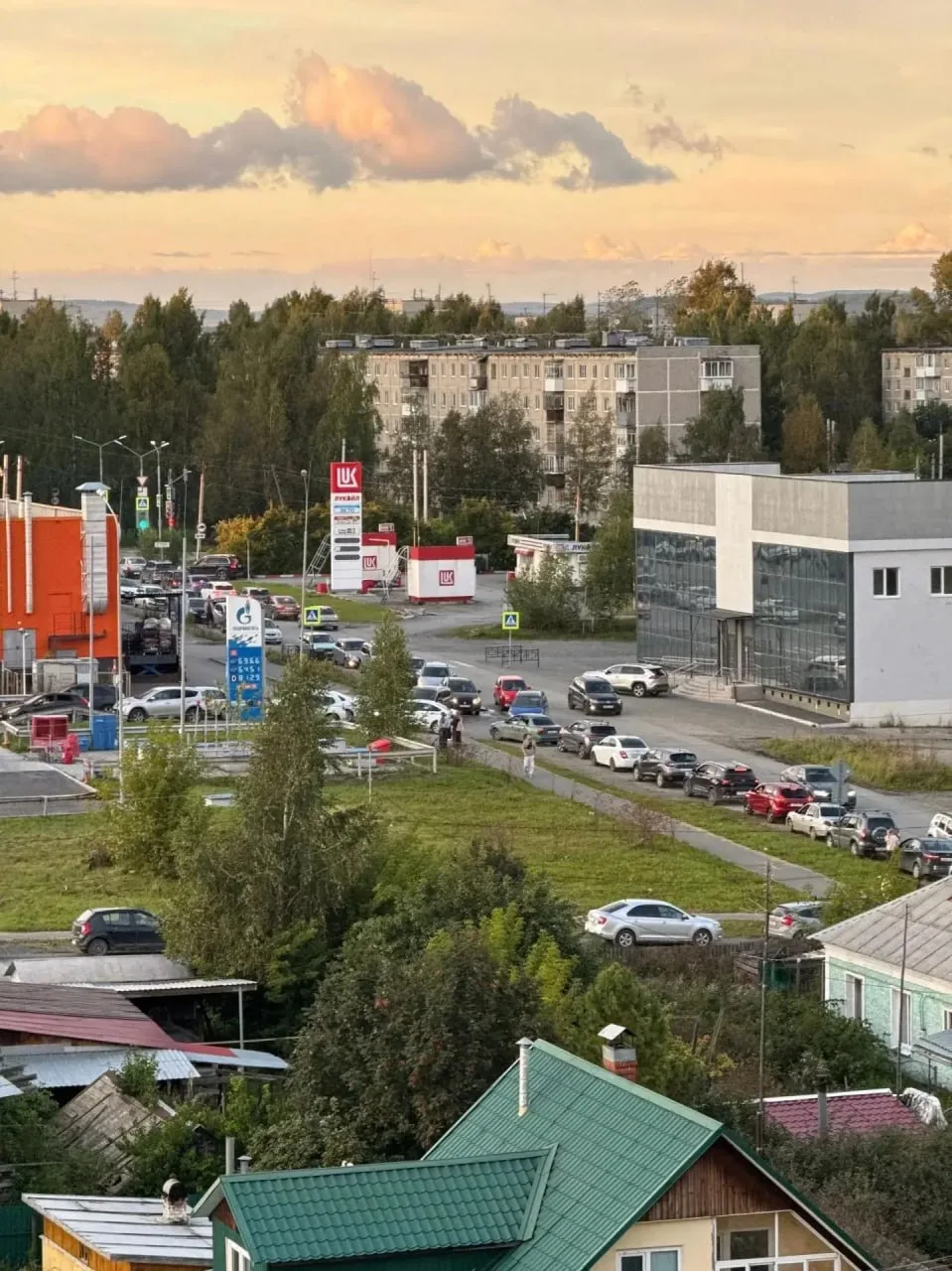 В официальных каналах губернатора и правительства Свердловской области ничего не пишут ...