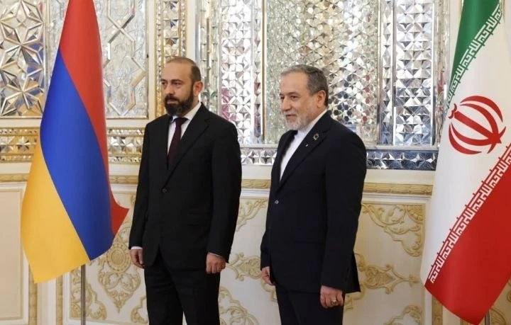 ⚡️🇦🇲  Министр иностранных дел и международной торговли Армении Арарат Мирзоян рассказ...