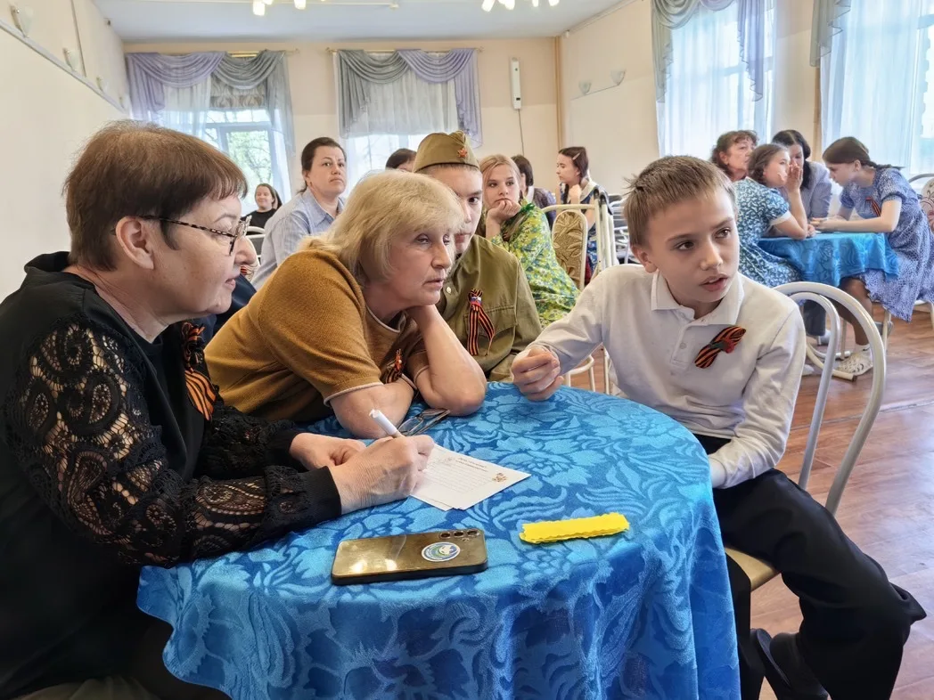 В Харовском центре помощи детям прошёл патриотический квиз «Дорога к Победе: наша память»   В преддв