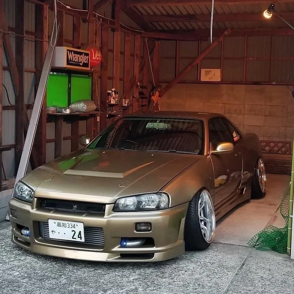 Nissan Skyline R34 💫