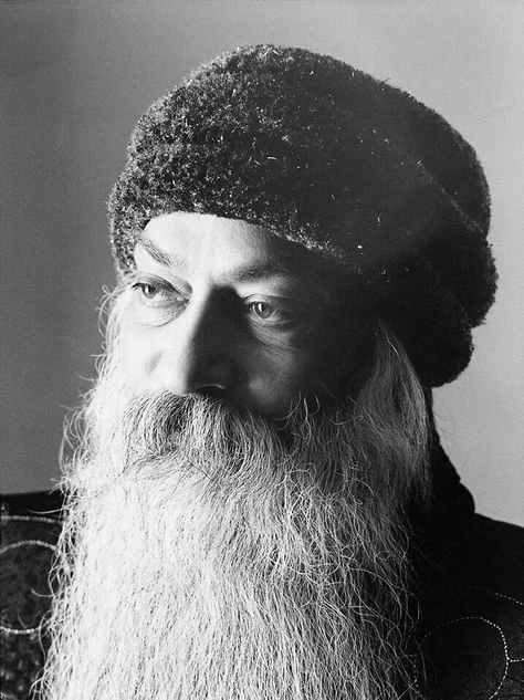 Если вы любите, а вас нет — отпустите. Если вас любят, а вы нет — оцените и присмотрите...