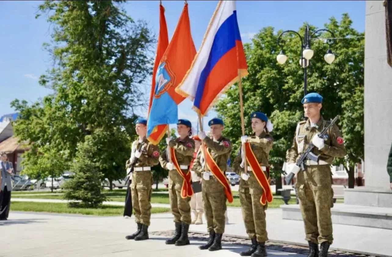 Юнармейцы первого учебного корпуса имени Героя России А.В.Кондрашкина МБОУ «Первомайская средняя общ