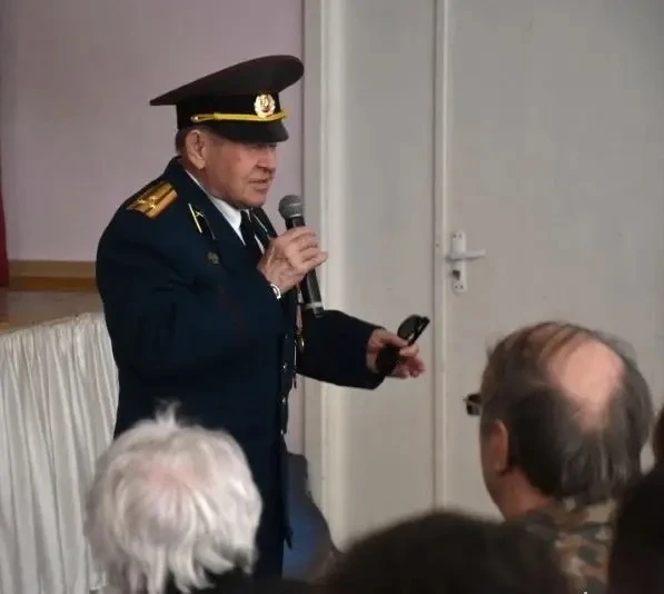 ❤️ Маленькие сердца с большой благодарностью: концерт к 9 Мая в начальной школе  В преддверии 9 Мая 