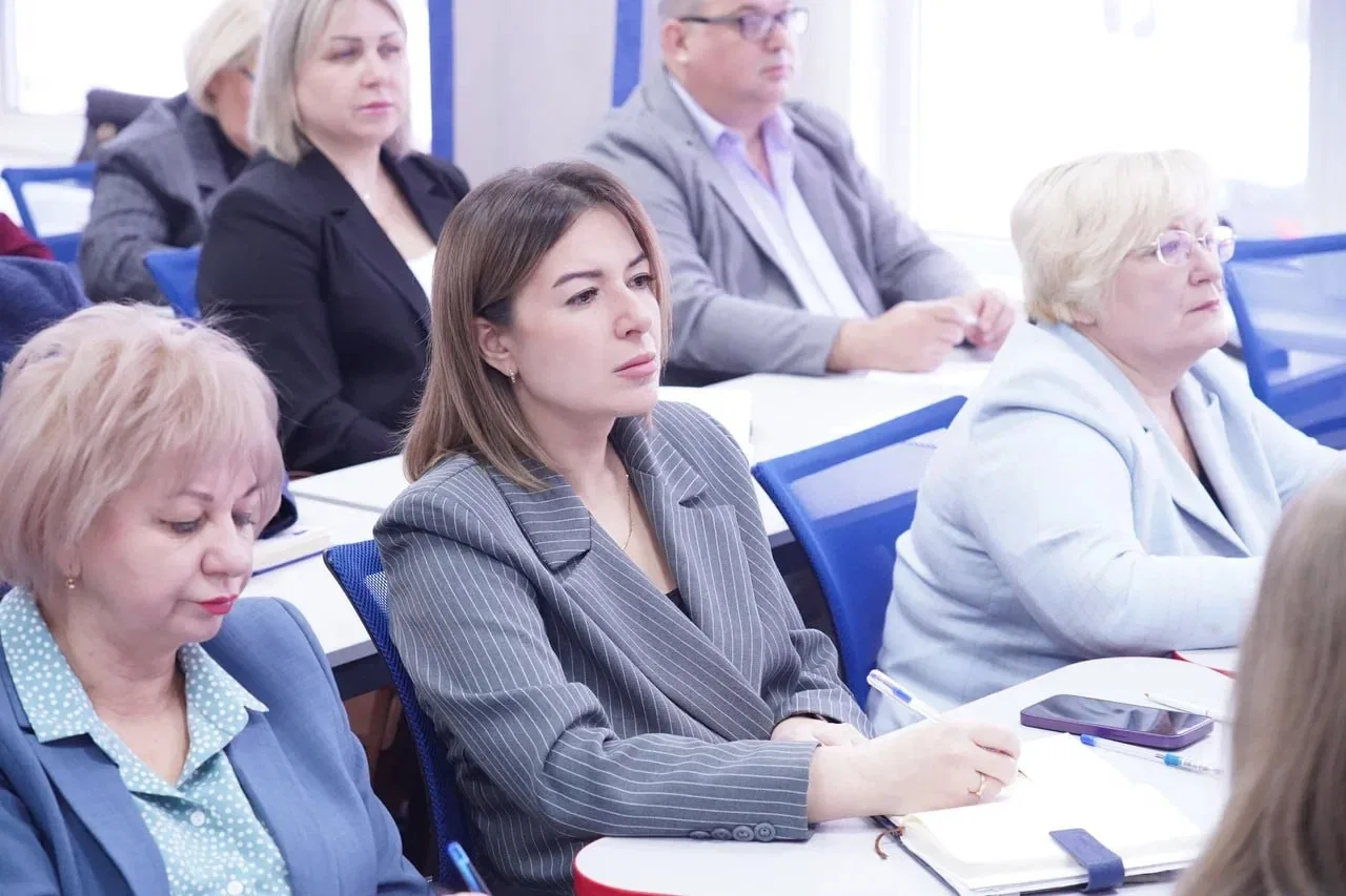 В Институте развития образования Кузбасса открыла совещание руководителей муниципальных органов упра