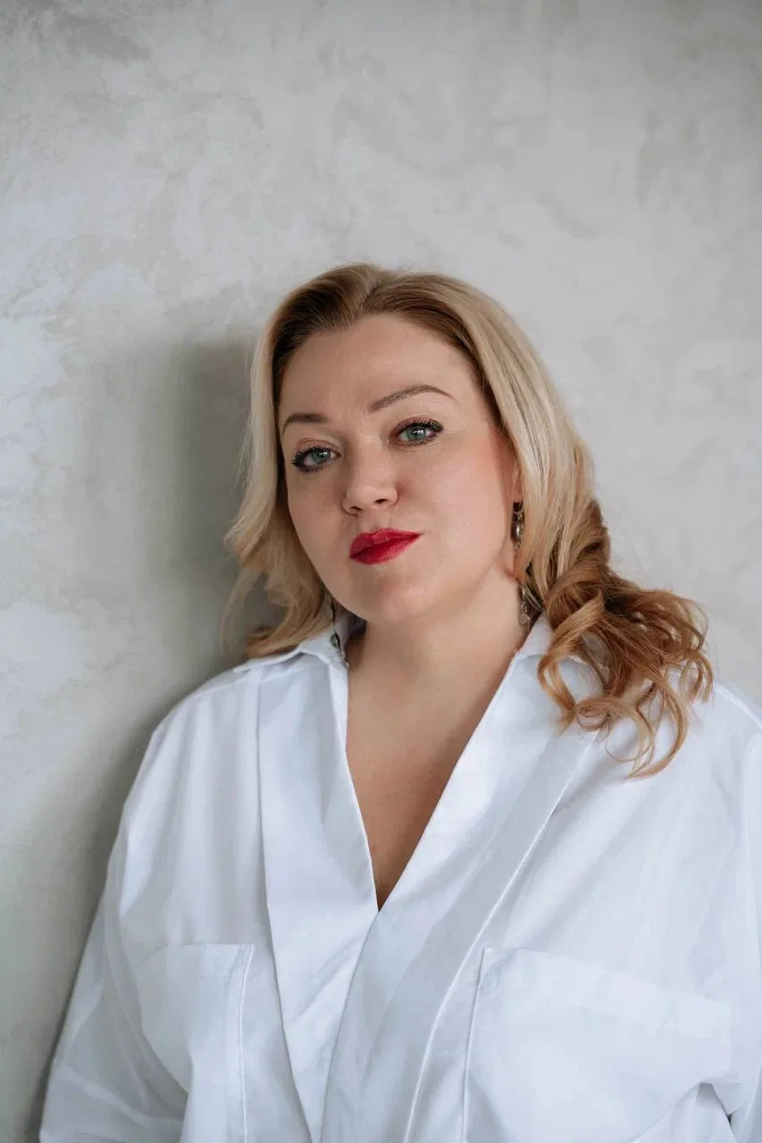 Светить, помогать, исцелять ☀️

“Мама, как интересно устроено сердце. Там целый мир” — сказала мален
