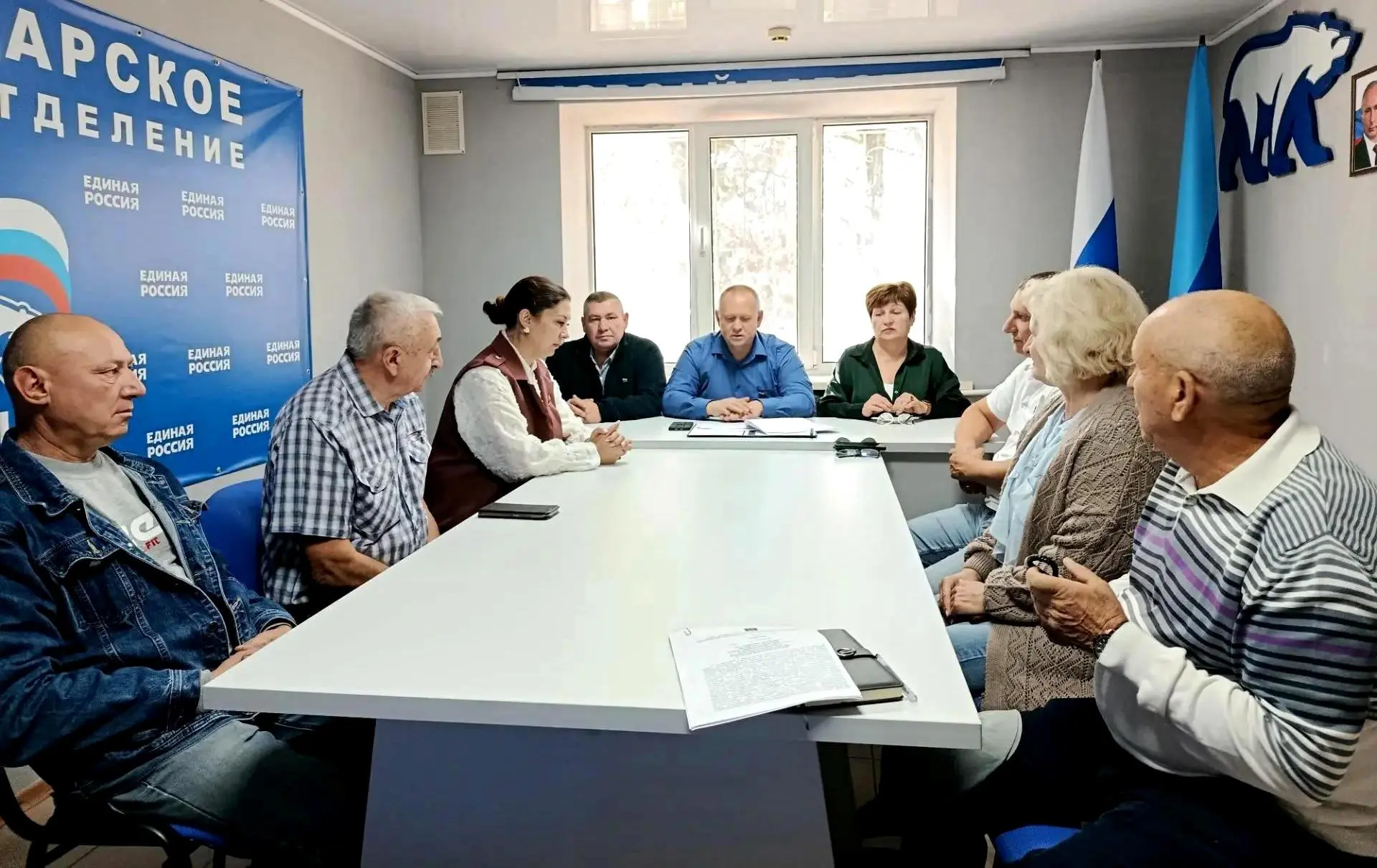В Новоайдаре состоялось совместное заседание постоянных комиссий Совета муниципального ...