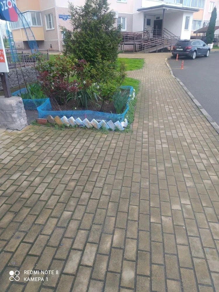 🌷 Уважаемые жители наших  домов по адресу : шоссе  Супсехское ✨  Напоминаем, что уборка территории п
