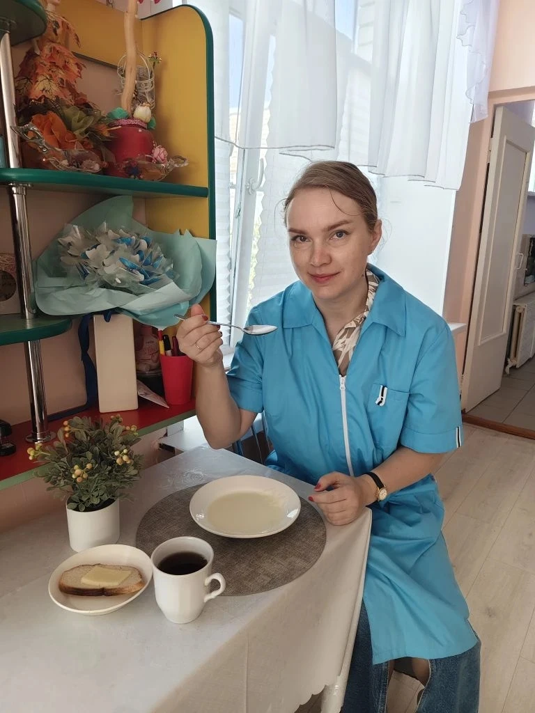 🍽️ Родительский контроль питания в группе "Фантазеры"! 🌟

Сегодня во время завтрака к нам в гости 