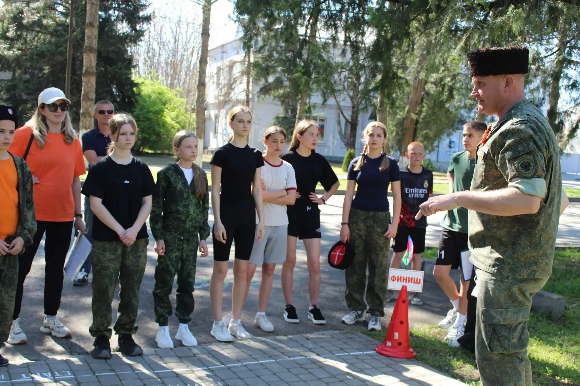 Сегодня в парке станицы Старощербиновской прошли районные соревнования «Казачья верста», посвящённые