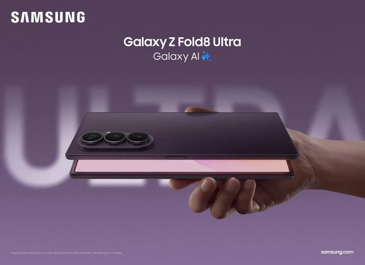 📱 Презентовали Samsung Galaxy Z Fold8 Ultra и Z Flip8

Galaxy Z Fold8 Ultra сохранила классический 