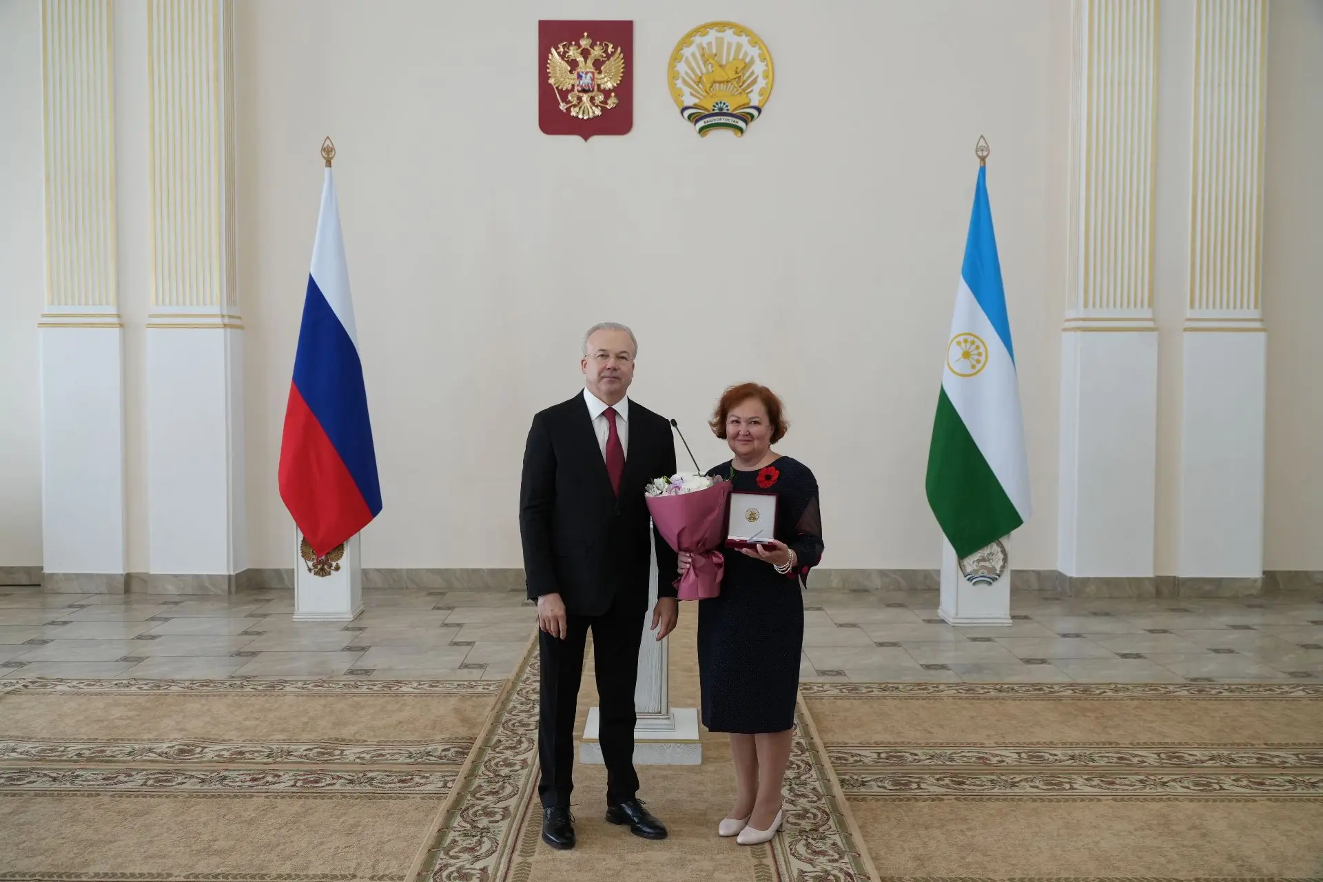 Награждение специалистов Республиканского Центра по профилактике СПИД!
В торжественной обстановке пр