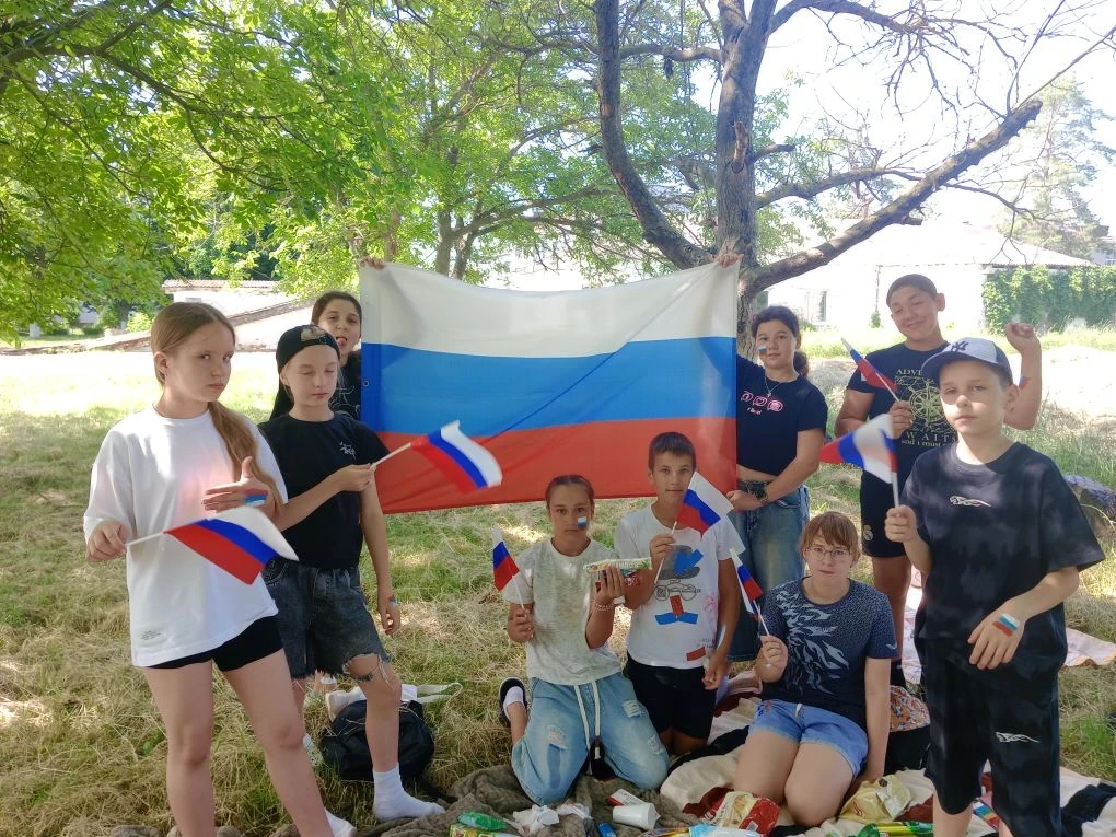 🎉 Завершение трудовой практики 5 «А»! 🎉

Сегодня ученики 5 «А» класса с большим энтузиазмом заверш
