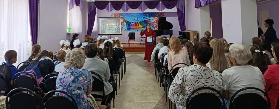19 мая в ДШИ п.Горный в рамках Года единства народов России  прошло информационно-музык...
