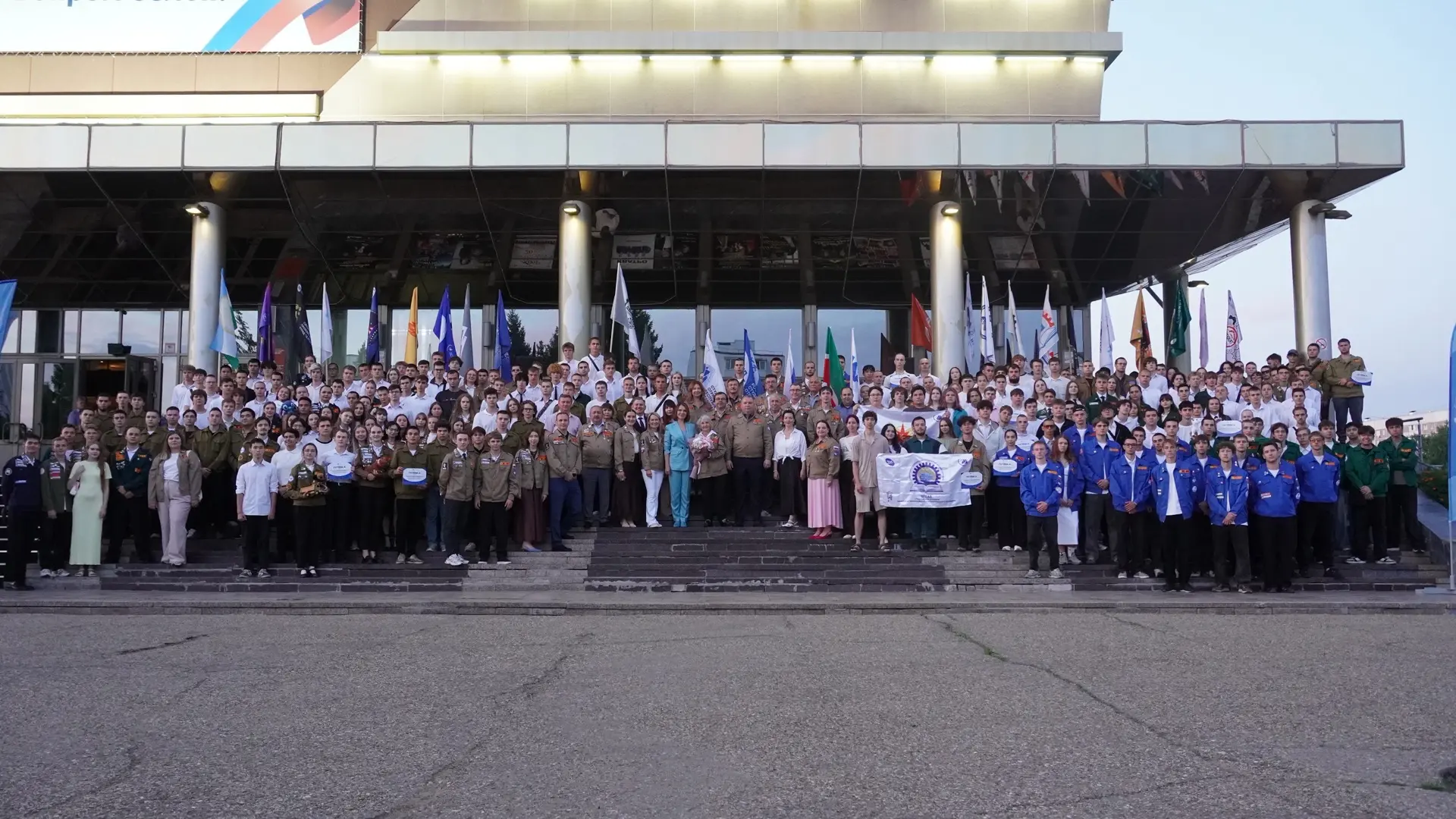 🛠️ На «КАМАЗе» стартовал юбилейный трудовой проект Российских студенческих отрядов 

28 июля в Набе