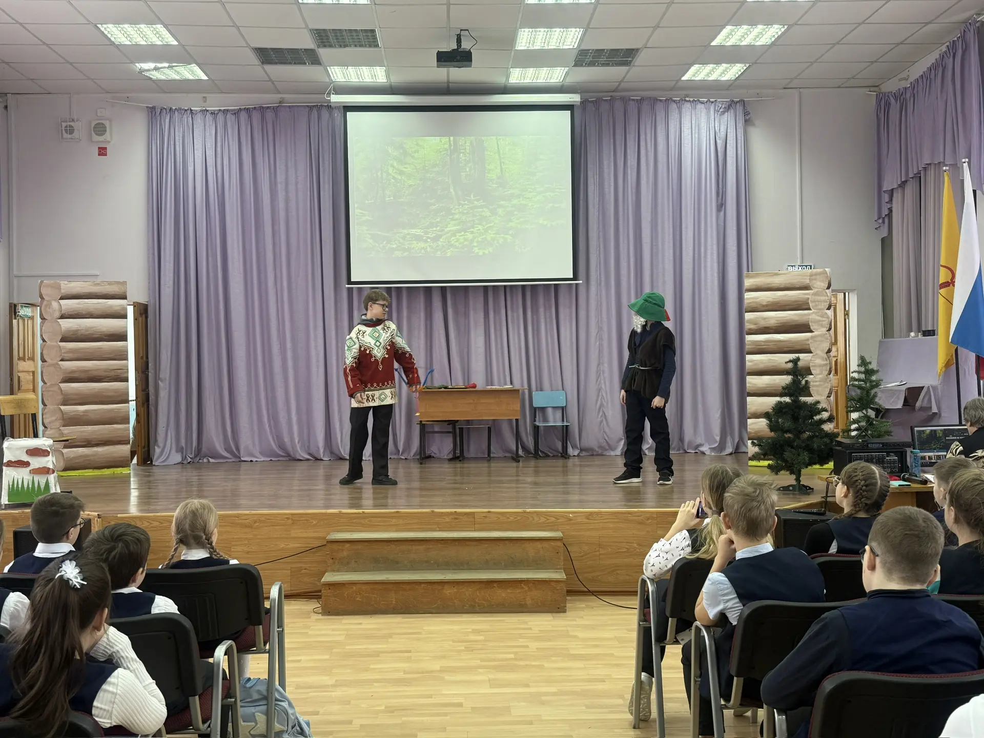 🎭Спектакль «Морозко»: Волшебство школьного театра  В нашей школе  прошел замечательный зимний спекта