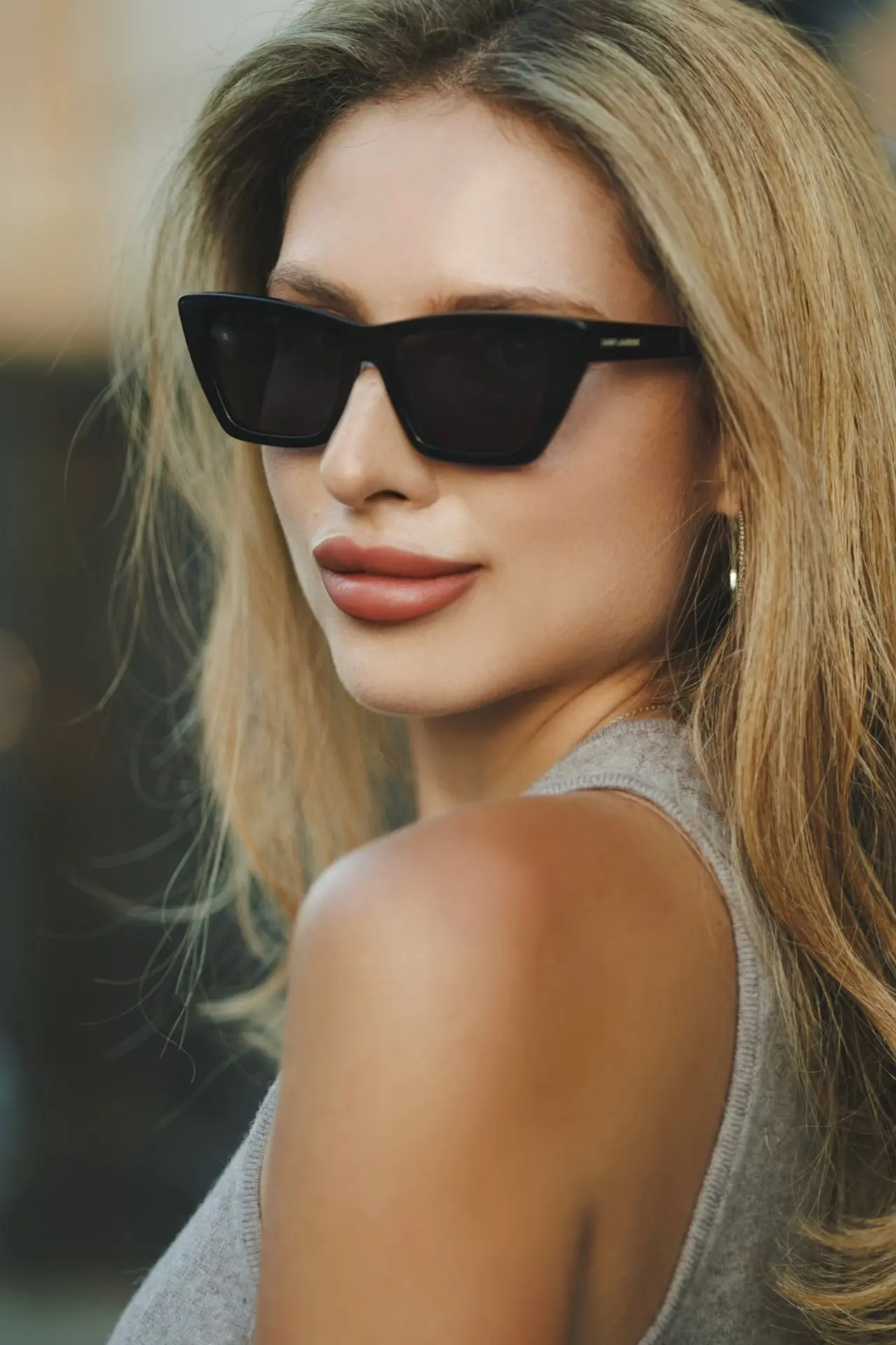 И всё-таки я считаю, что ysl sl 276 mica – самые универсальные очки 🖤