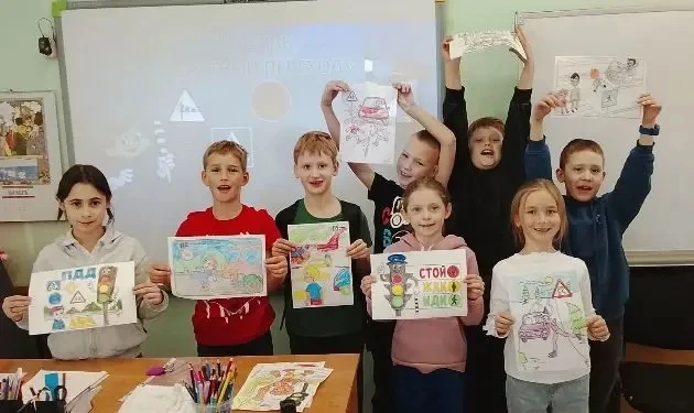 🌈 День в лагере «Алые паруса»