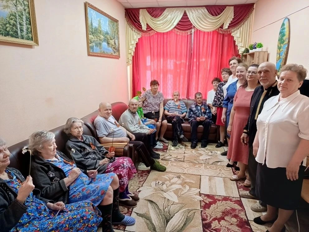 🎤15 мая в Международный день семьи наших бабушек и дедушек посетили артисты Стексовско...