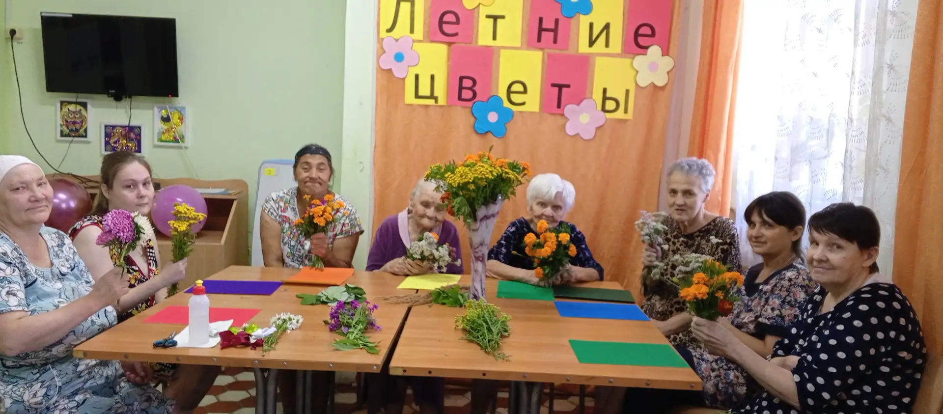 🌸🥀🌻«Летние цветы» в отделении «Милосердие»