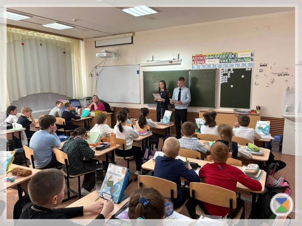❗️ «ОСТОРОЖНО, ТОНКИЙ ЛЁД» ❗️   Обручающимися 8 и 9 кадетских классов  нашей школы была проведена бе