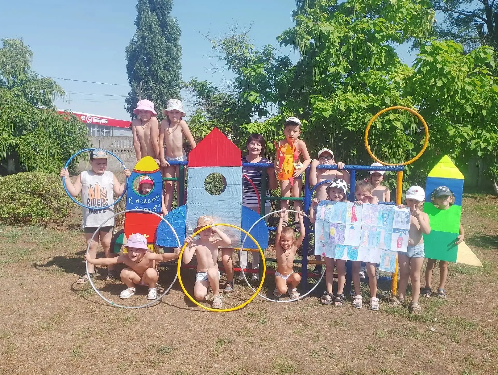 🚀 Мы играем в космонавтов!