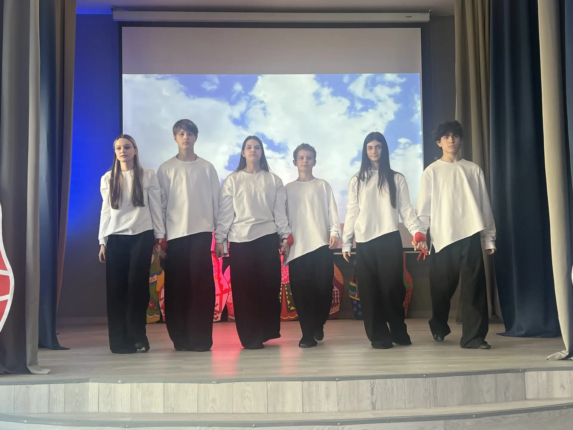 🎭 Выступление на «Открытом московском фестивале “1+1”: равные условия – равные возможности»  📅 10 ма