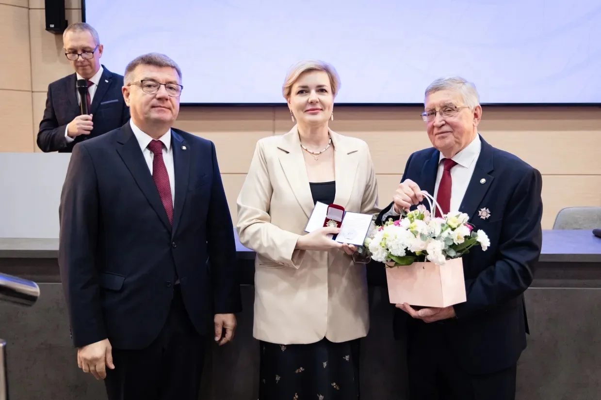 🔊В ВГСПУ состоялась церемония награждения преподавателей и сотрудников в честь 95-лети...