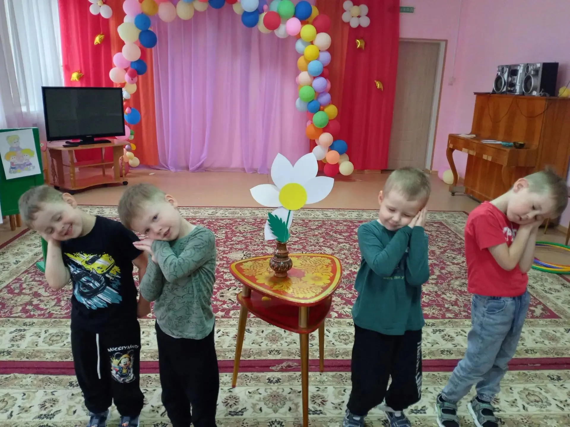 Каждый год 8 июля в России отмечается всеми любимый, очень душевный и радостный праздник - День семь