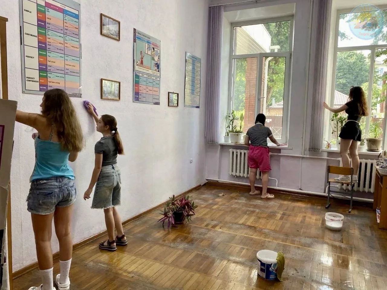 ☀Сегодня ребята показали, что такое настоящая командная🤝 работа. Утро началось с «битвы» с🌿 сорняк