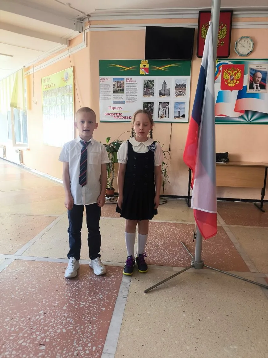 В первых классах прошла заключительная торжественная линейка