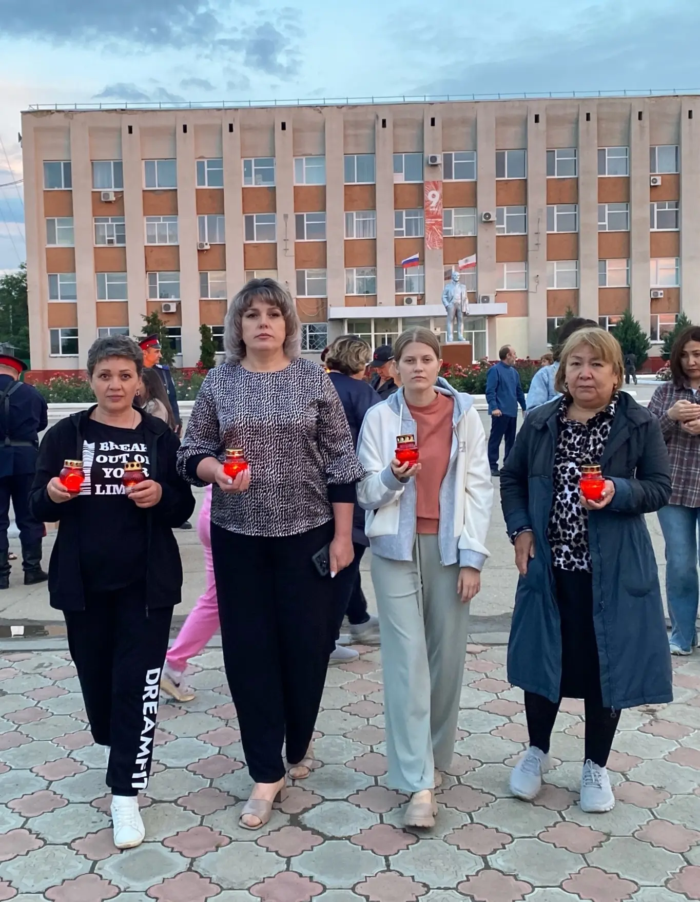 22 июня в День памяти и скорби — сотрудники Музея краеведения с.Александров-Гай приняли участие в ме