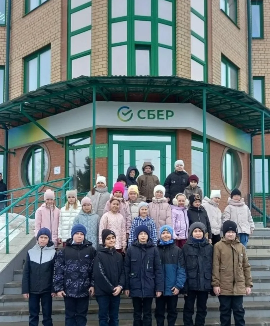 «Нескучные уроки» окружающего мира прошли в 3 «Б» классе. На первом занятии по финансовой грамотност