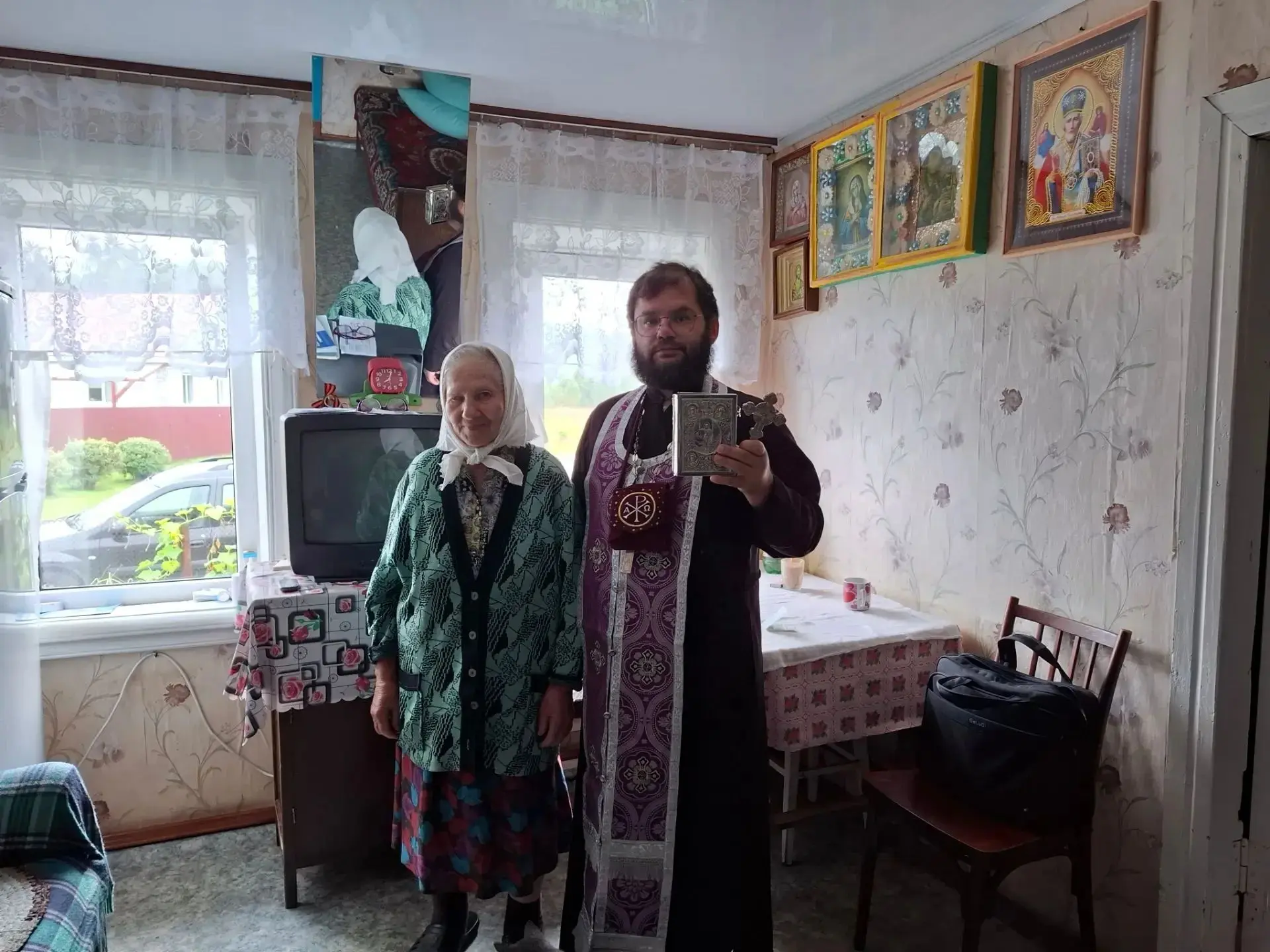 Социальные работники ОСБО-2 выполняют важную миссию — они являются той самой связующей ...
