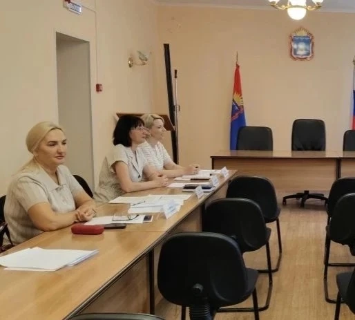💯В министерстве труда и занятости состоялась рабочая встреча с представителями завода ...