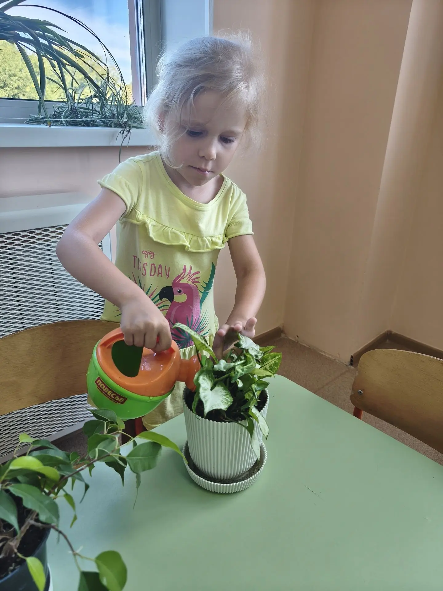 🌱Про трудовую пятницу или юные огородники за работой!