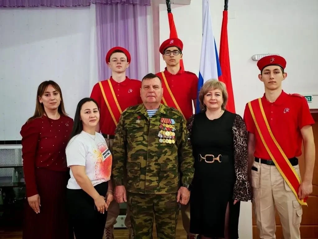 День памяти воинов‑интернационалистов: встреча с участником Афганской войны и посвящение в Юнармию 1