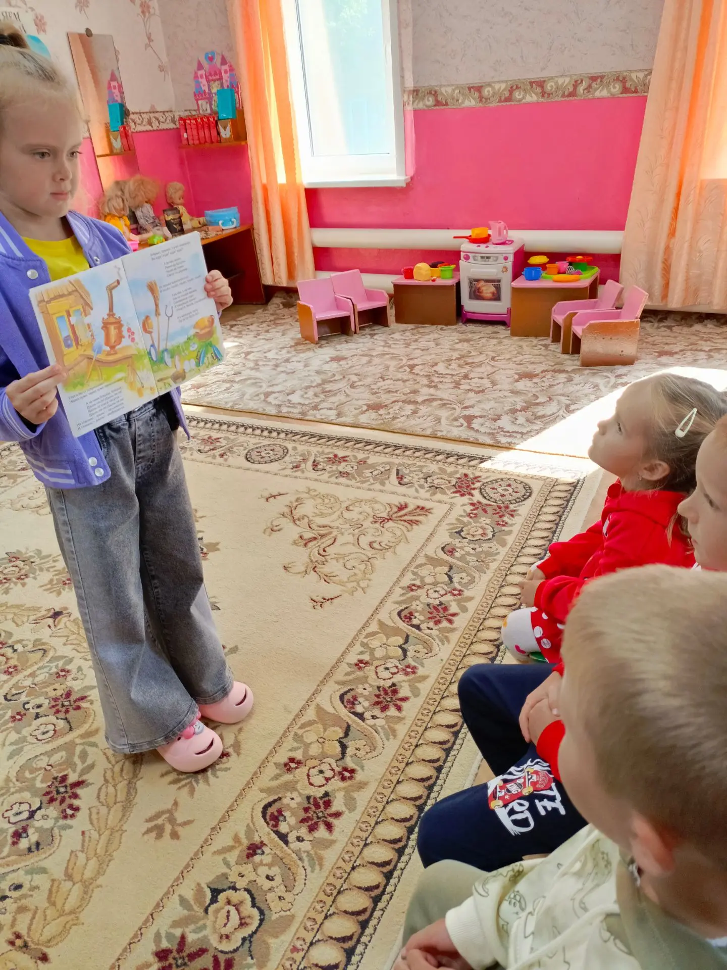 Ежегодно, 17 августа, отмечается день Самовара. Все люди на Руси так любили этого друга...