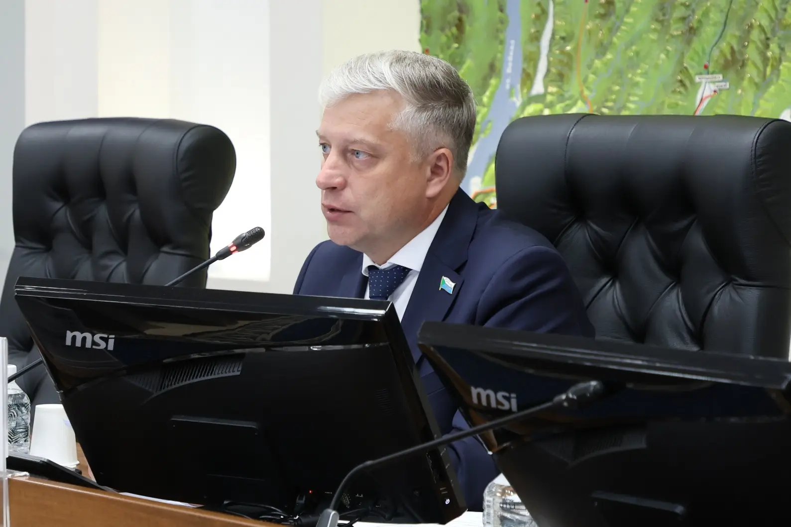 👫 «Все лучшее детям» 

На «правительственном часе» в краевом парламенте обсудили реализацию нового 