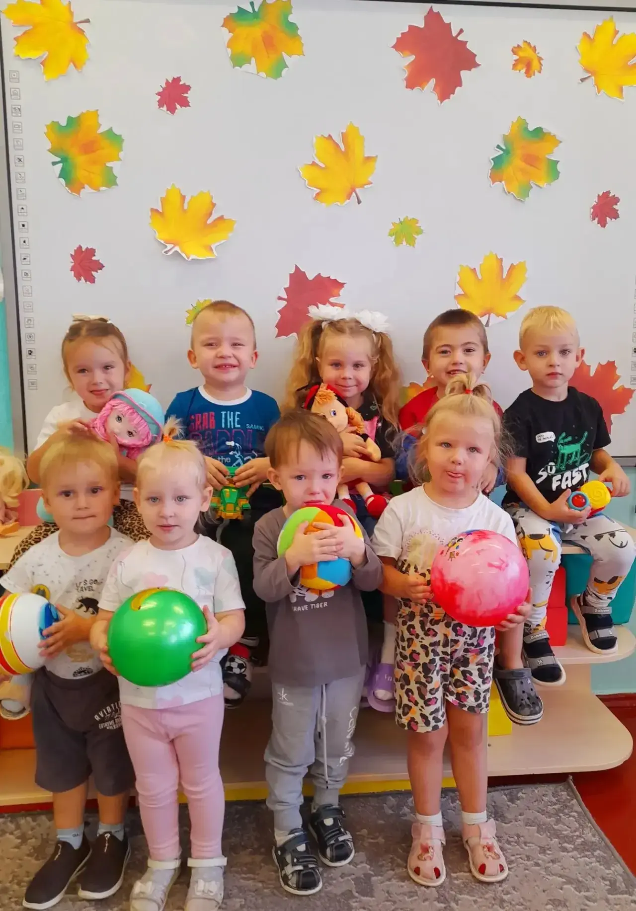 🎒📚 День знаний в младшей группе📚🎒