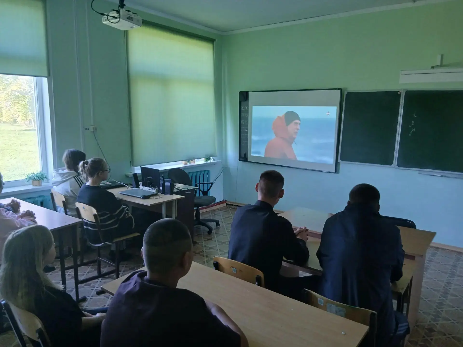 ПО СЛЕДАМ ГЕРОЕВ
